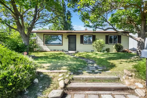 825 E Larch St, Othello, WA 99344