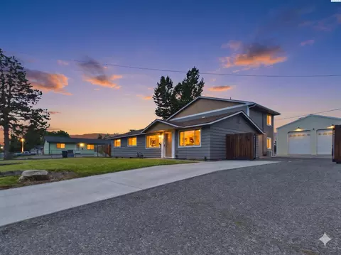 325 Casey Ave, Richland, WA 99352