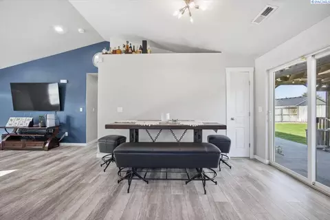 5813 Robert Wayne Dr, Pasco, WA 99301 photo 7