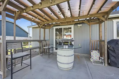 5813 Robert Wayne Dr, Pasco, WA 99301 photo 17