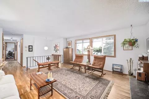 Other - 340 NW Larry St, Pullman, WA 99163 photo 1 of 8