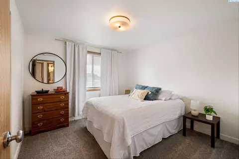 Bedroom - 4608 John Deere Dr, Pasco, WA 99301 photo 1 of 6