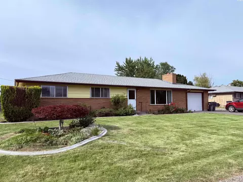 3903 W Nixon St, Pasco, WA 99301