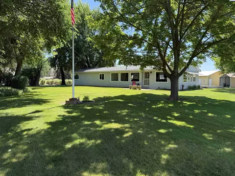 1170 Lower County Line Rd, Prosser, WA 99350