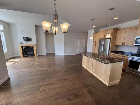 Living - 845 SW Marcia, Pullman, WA 99163 photo 3 of 6