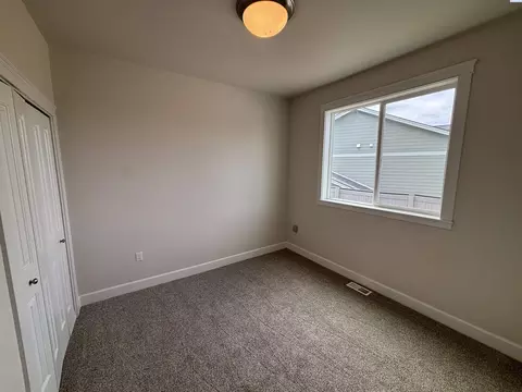 Bedroom - 845 SW Marcia, Pullman, WA 99163 photo 4 of 4