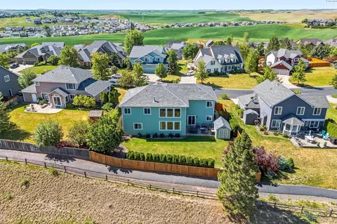 View/Area - 1610 NW Nicole Ct, Pullman, WA 99163 photo 5 of 5