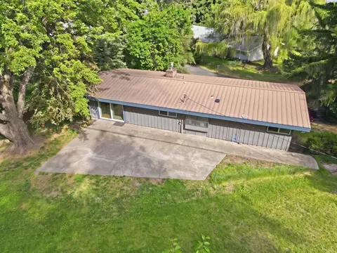 Exterior - 1620 SW Baldwin Dr, Pullman, WA 99163 photo 4 of 4