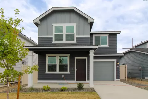 366 Aeon Dr, Prosser, WA 99350