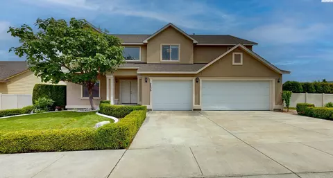 2809 S Dawes St, Kennewick, WA 99338