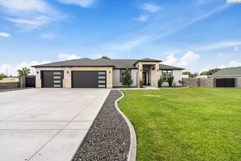 2917 Road 100, Pasco, WA 99301