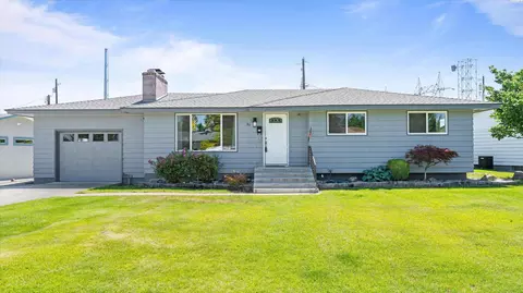 83 Cottonwood Dr, Richland, WA 99352