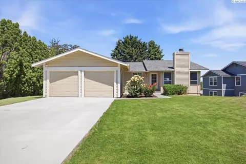 1024 W 14th Ave, Kennewick, WA 99337