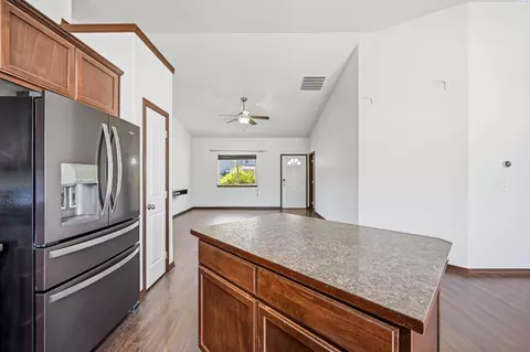 Kitchen - 1030 SW Corral Ct, Pullman, WA 99163 photo 4 of 4