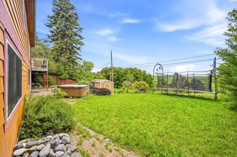 Exterior - 1315 Douglas Dr, Pullman, WA 99163 photo 6 of 11