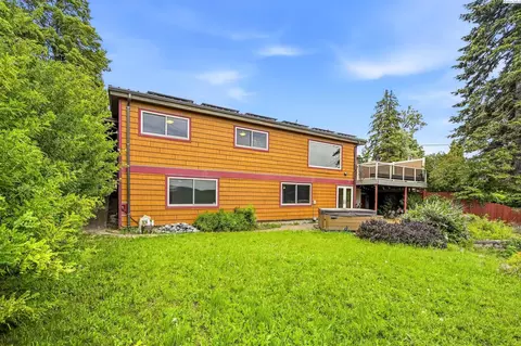 Exterior - 1315 Douglas Dr, Pullman, WA 99163 photo 5 of 11