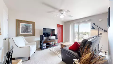 1645 NE Merman Dr #C201, Pullman, WA 99163