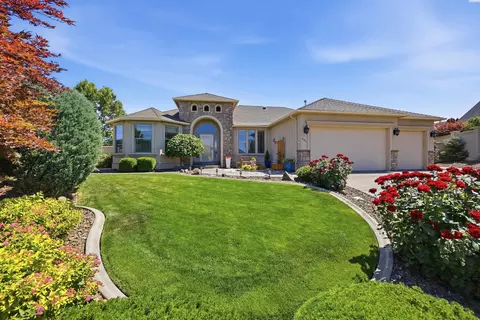 601 Chateau Ct, Richland, WA 99352