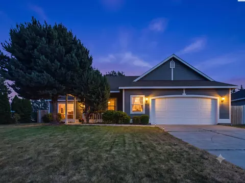 773 Canyon St, Richland, WA 99352