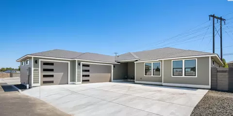 1839 S Union St, Kennewick, WA 99338