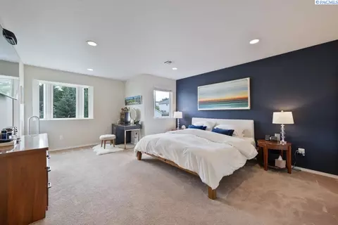 Bedroom - 2345 NW Ridgeline Dr, Pullman, WA 99163 photo 1 of 6