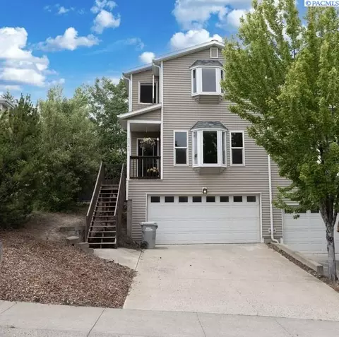 2345 NW Ridgeline Dr, Pullman, WA 99163