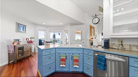 Kitchen - 4810 Mojave Dr, Pasco, WA 99301 photo 2 of 3
