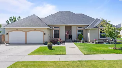4810 Mojave Dr, Pasco, WA 99301