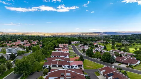 511 Barber Ct, Richland, WA 99352