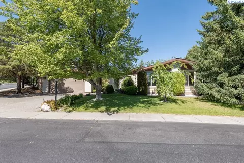 100 NW Lancer Ln, Pullman, WA 99163 photo 2