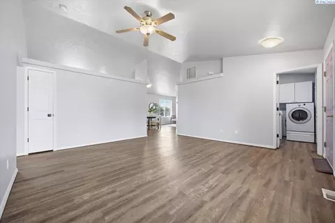 8412 Holborn Ln, Pasco, WA 99301 photo 4