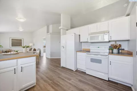 8412 Holborn Ln, Pasco, WA 99301 photo 14