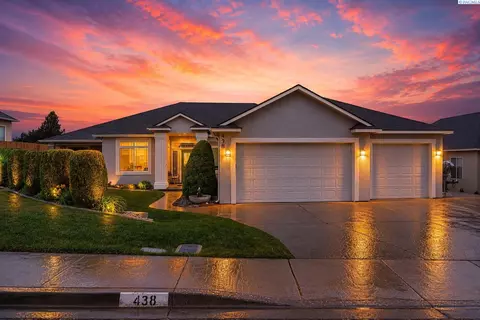 438 Anthony Dr, Richland, WA 99352