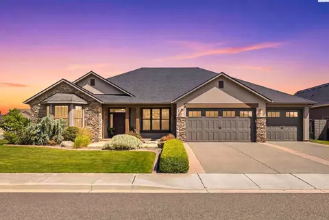 6678 Whitestone St, West Richland, WA 99353