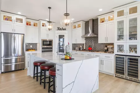 1846 Somers Ln, Richland, WA 99352
