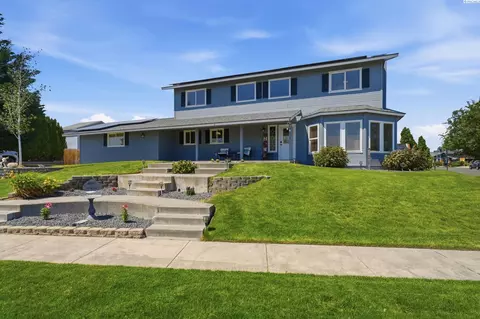 4711 Desert Plateau Dr, Pasco, WA 99301