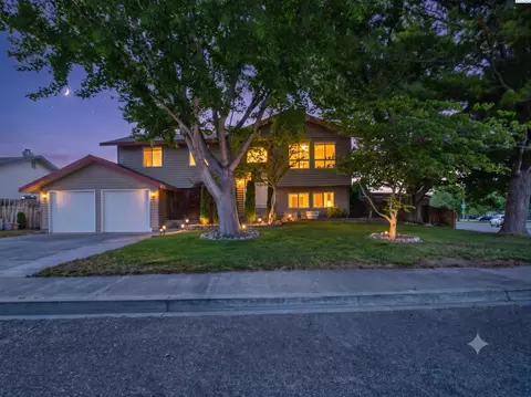 719 N Louisiana Pl, Kennewick, WA 99336