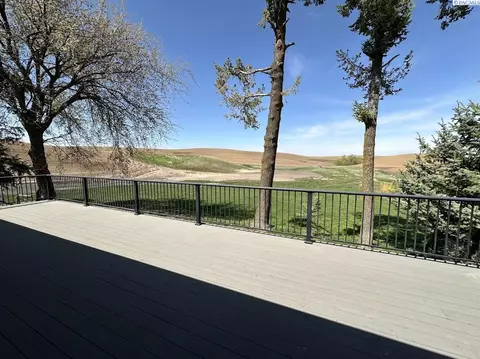 Exterior - 19572 Sr 194, Pullman, WA 99163 photo 8 of 14