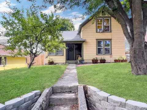 321 NW Harrison St, Pullman, WA 99163