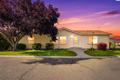 1609 Cactus Loop, Richland, WA 99352