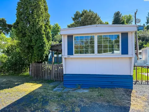 1155 SE Professional Mall Blvd #324, Pullman, WA 99163