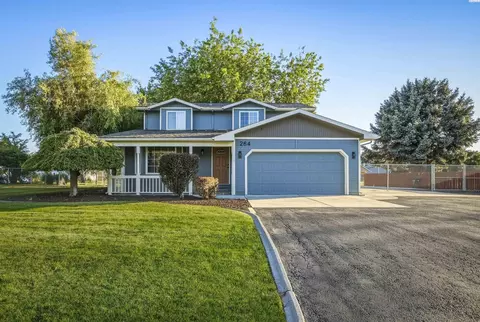 264 Merry Ln, Burbank, WA 99323