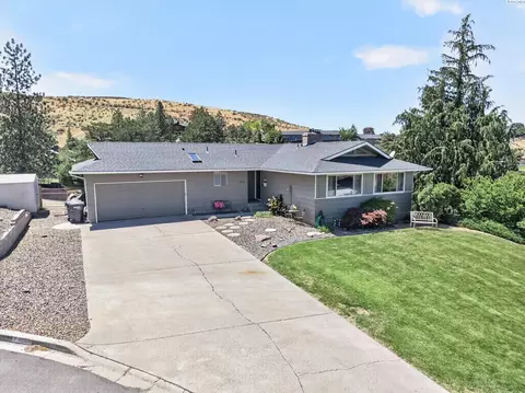 1415 Roza Vis, Prosser, WA 99350