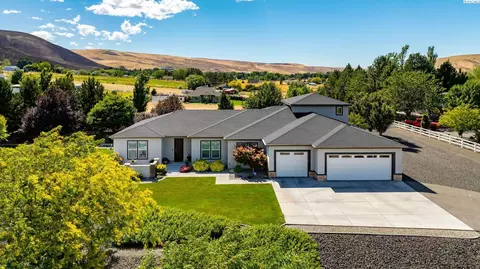 29404 S 944 Prse, Kennewick, WA 99338