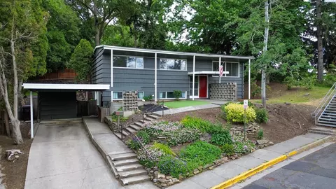 1000 NE Duncan Ln, Pullman, WA 99163