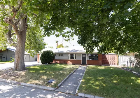 2200 Dover St, Richland, WA 99352