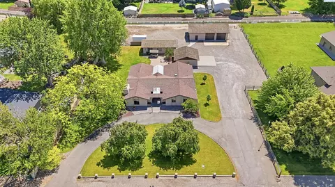 4821 W 12th Ave, Kennewick, WA 99338