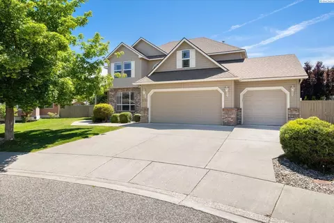 5723 W 12th Ave, Kennewick, WA 99338