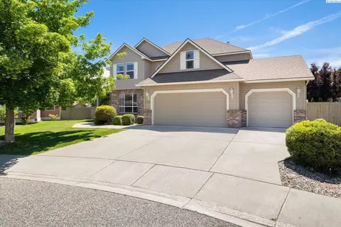 5723 W 12th Ave, Kennewick, WA 99338