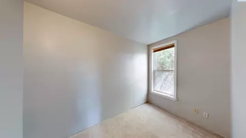Bedroom - 535 E Alder St, Palouse, WA 99161 photo 4 of 5